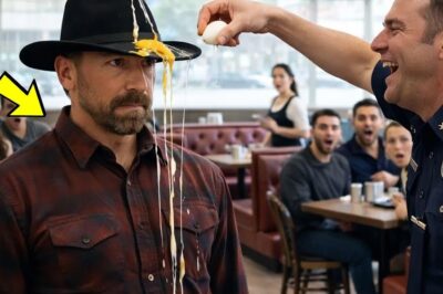 Polizist demütigt Mann im Café er wusste nicht, dass es die Legende Chuck Norris höchstperönlich war DD
